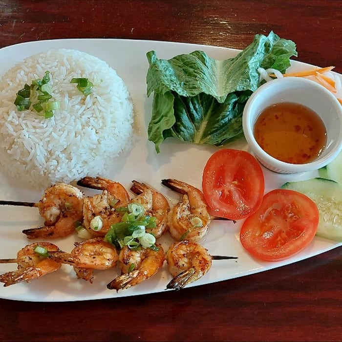 R1. Rice With Grilled Shrimp (Com Tom Nuong).