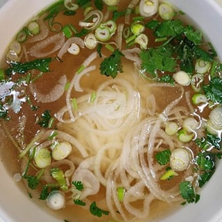 P10**. Pho Plain (pho khong)
